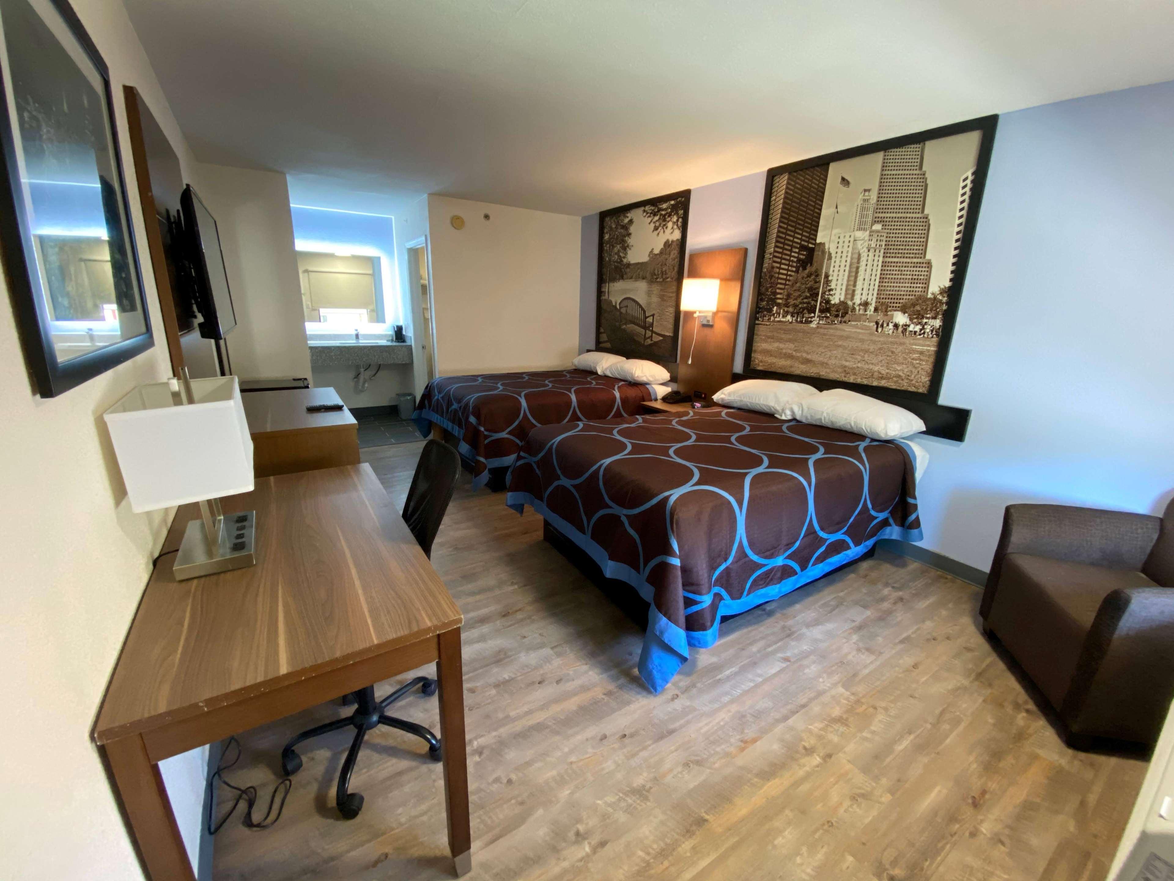 Hotel Super 8 By Wyndham Marietta/West/Atl Area Esterno foto